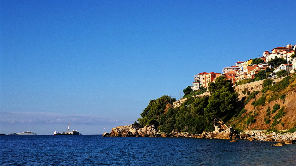 Se loger près de Monaco : pourquoi Roquebrune-Cap-Martin attire les frontaliers ?